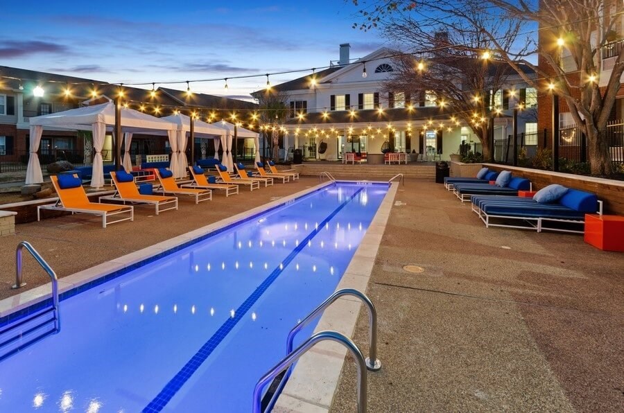 Chapel Hill | Pool
