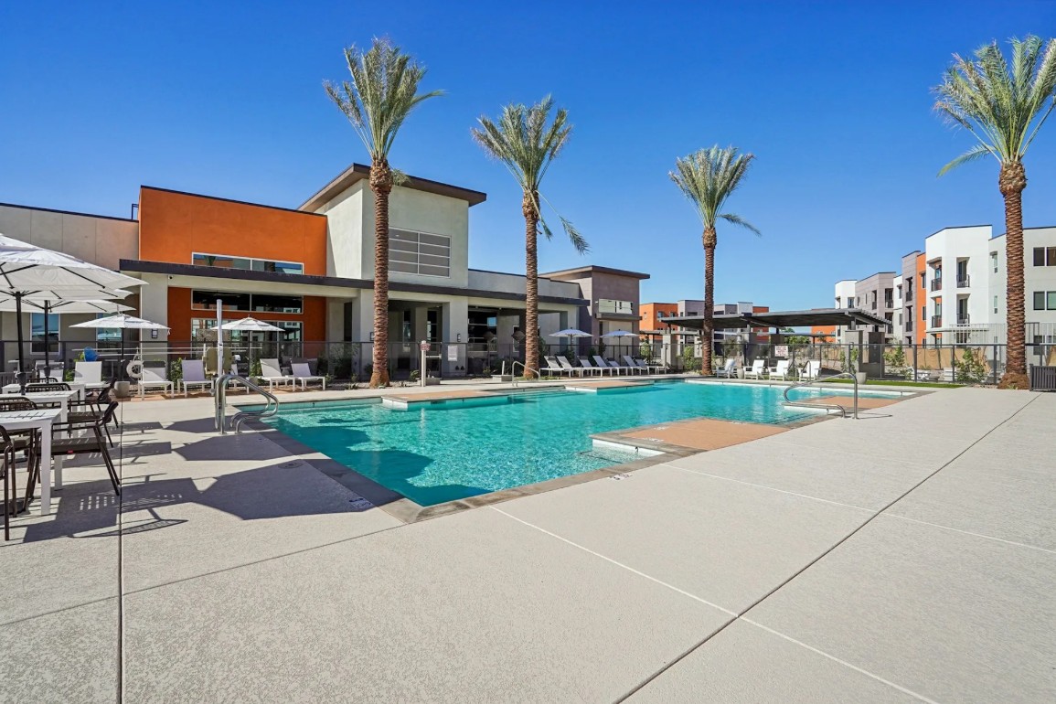 Cottonwood | Pool